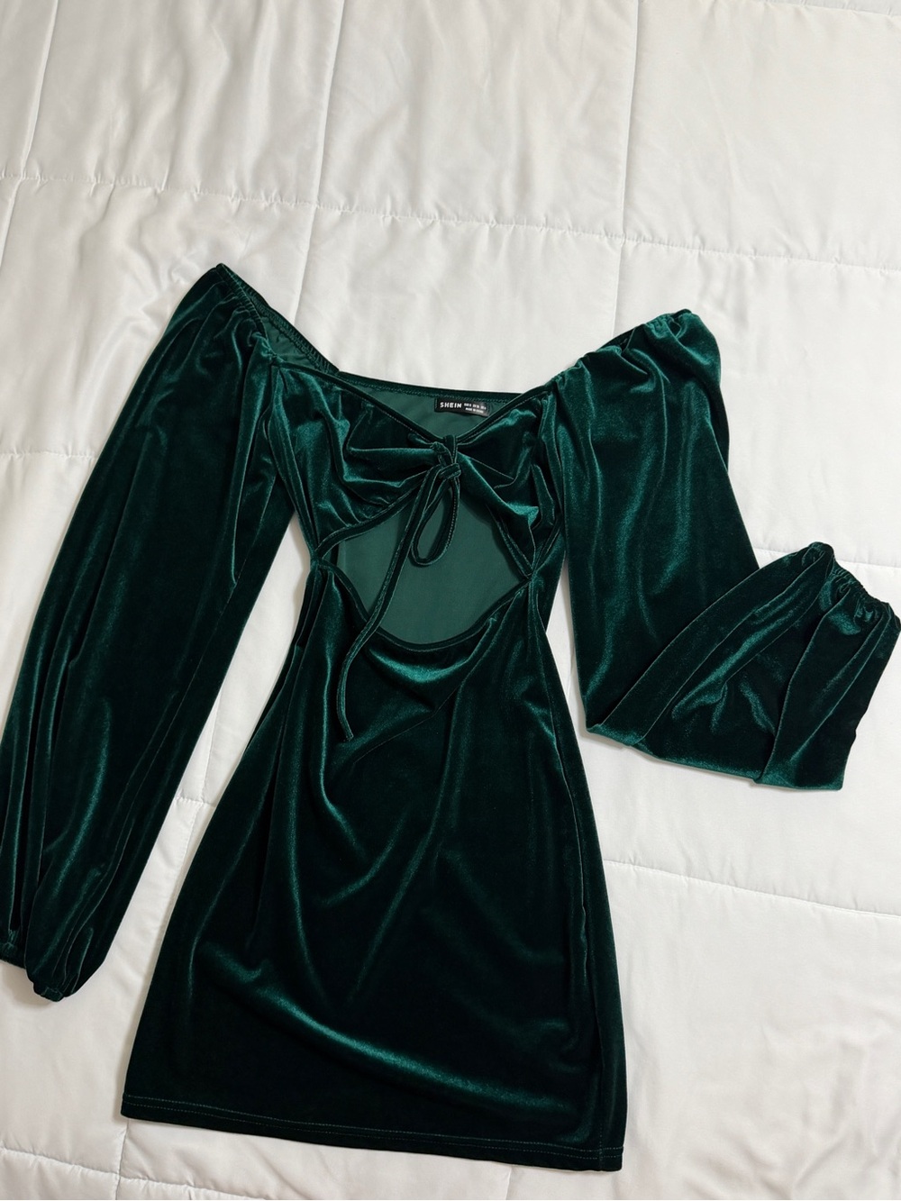 SHEIN Dark Green Velvet Long Sleeve Cutout Mini Dress